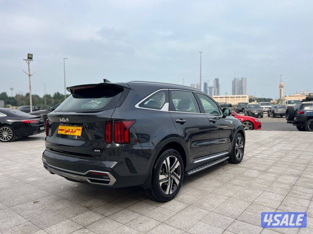كيا 2023 سورينتو ماشي 60 الف بحالة الوكاله صبغ الوكاله شرط الفحص5
