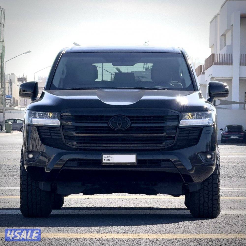 لاندكروزر GXR - 20231