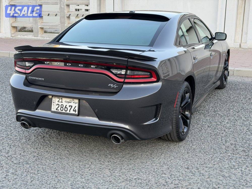 للبيعR/T شارجر 8سلندر موديل 20211