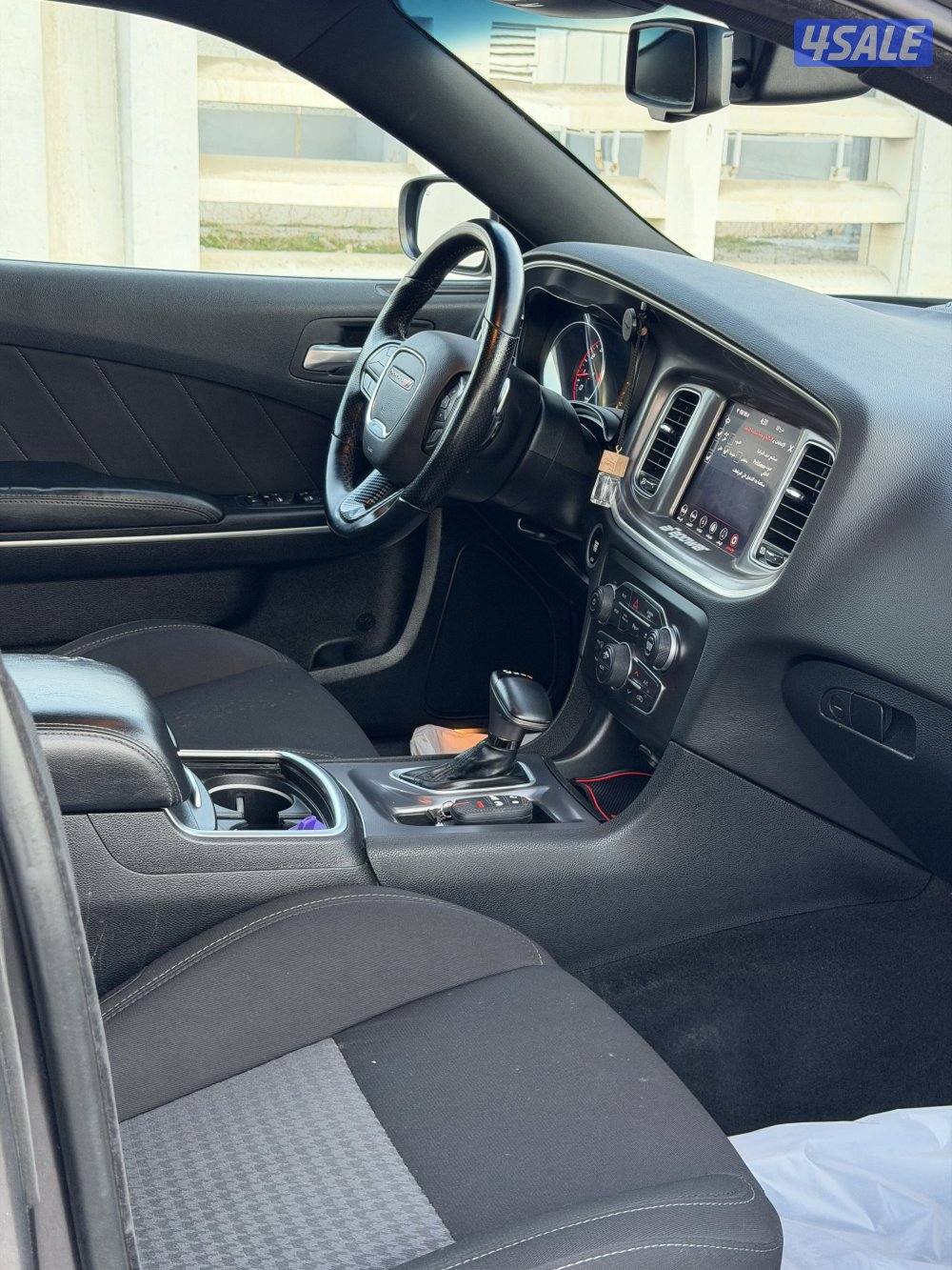 للبيعR/T شارجر 8سلندر موديل 20215