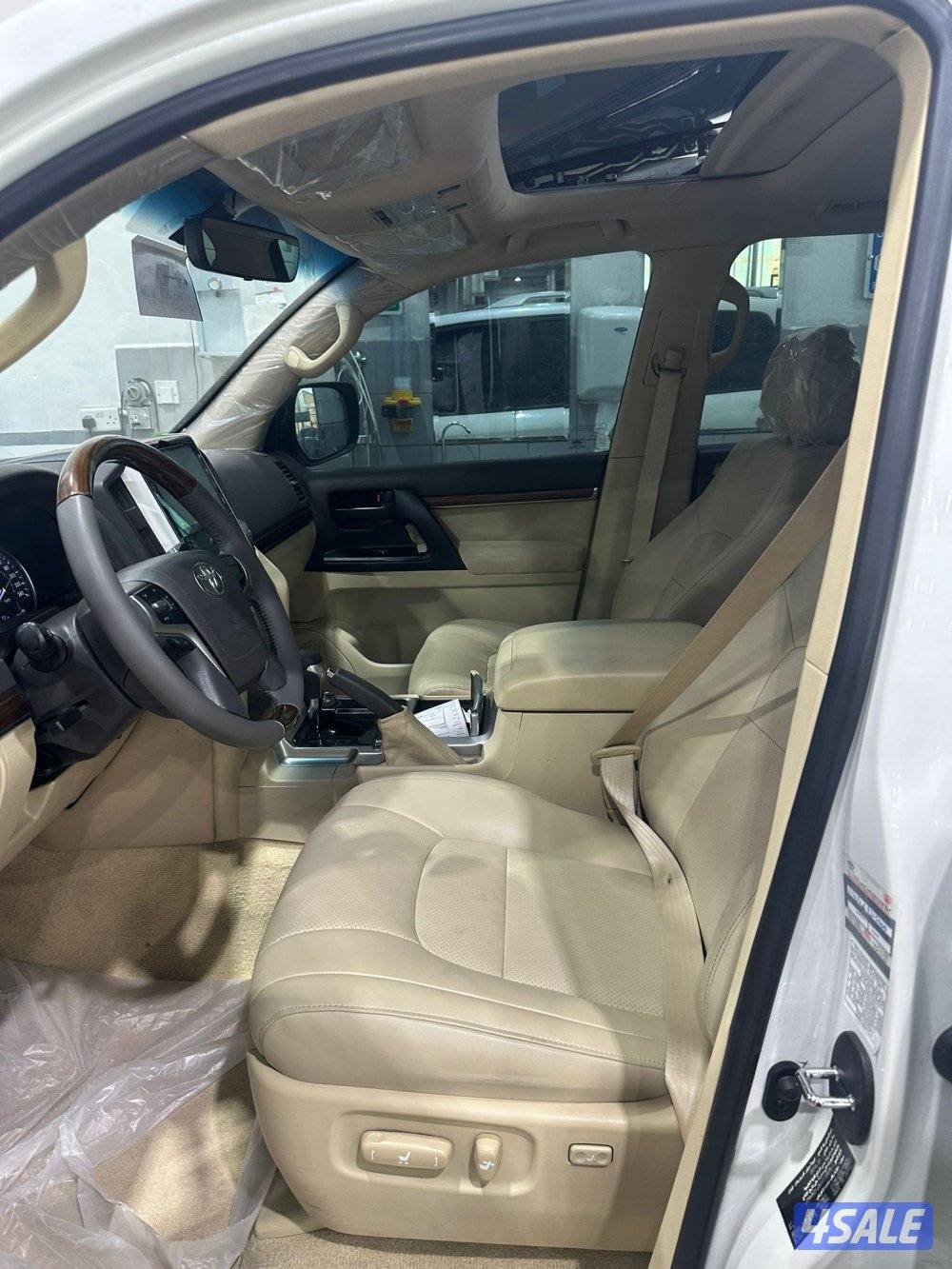 للبيع لاندكروزر GXR. V8 20161