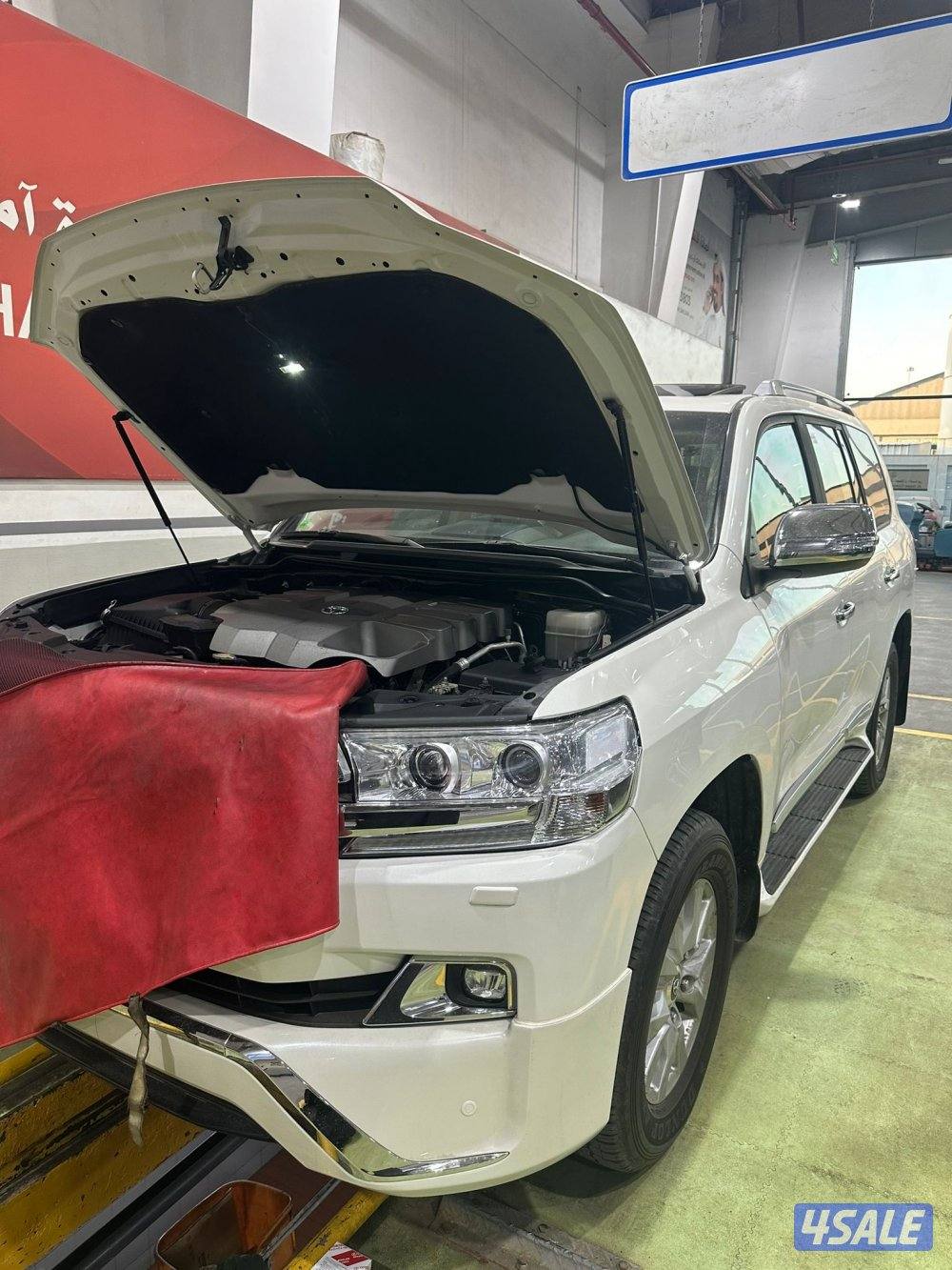 للبيع لاندكروزر GXR. V8 20166