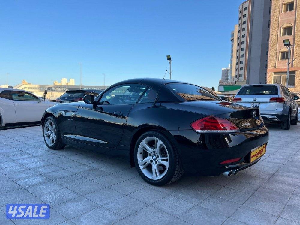 بي ام 2013/Z4  بحالة الوكاله صبغ الوكاله كامل المواصفات شرط الفحص7