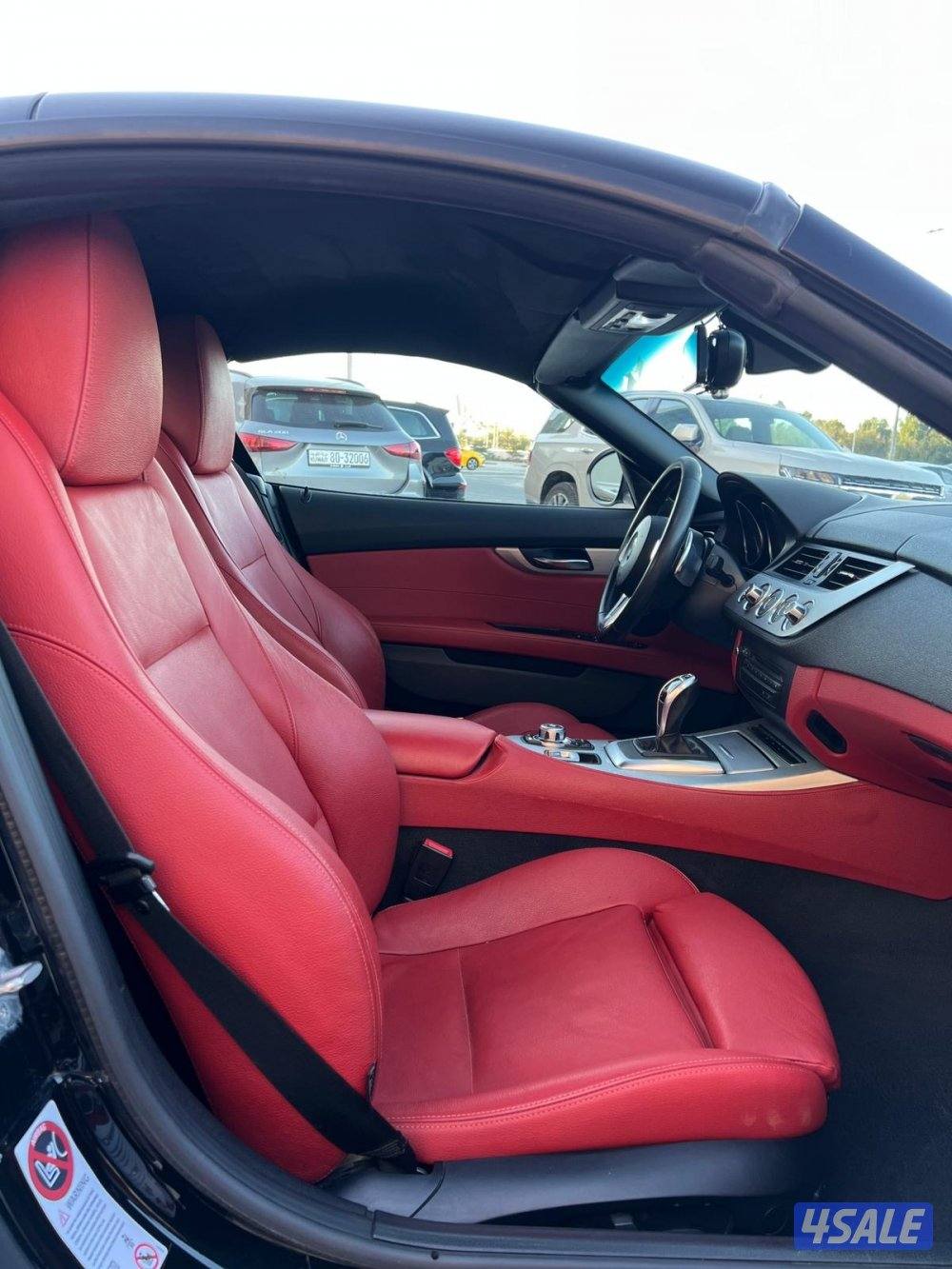 بي ام 2013/Z4  بحالة الوكاله صبغ الوكاله كامل المواصفات شرط الفحص10