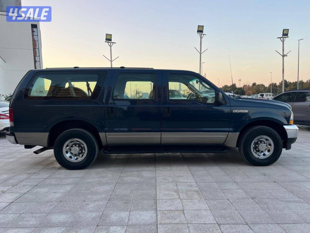 فورد اكسكيرجن 2003 بحاله ممتازه شرط الفحص4