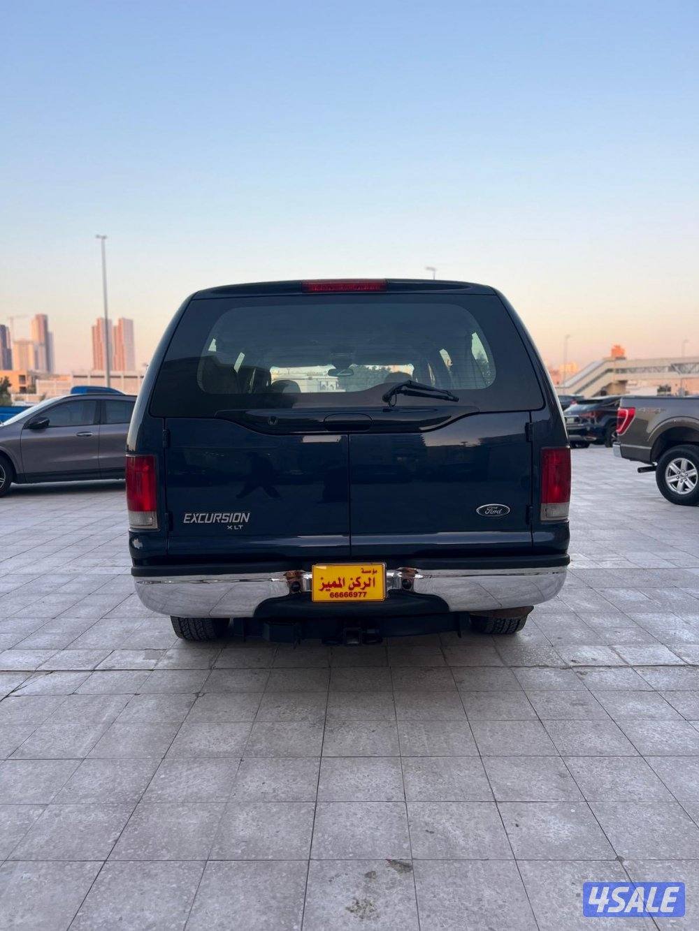 فورد اكسكيرجن 2003 بحاله ممتازه شرط الفحص6