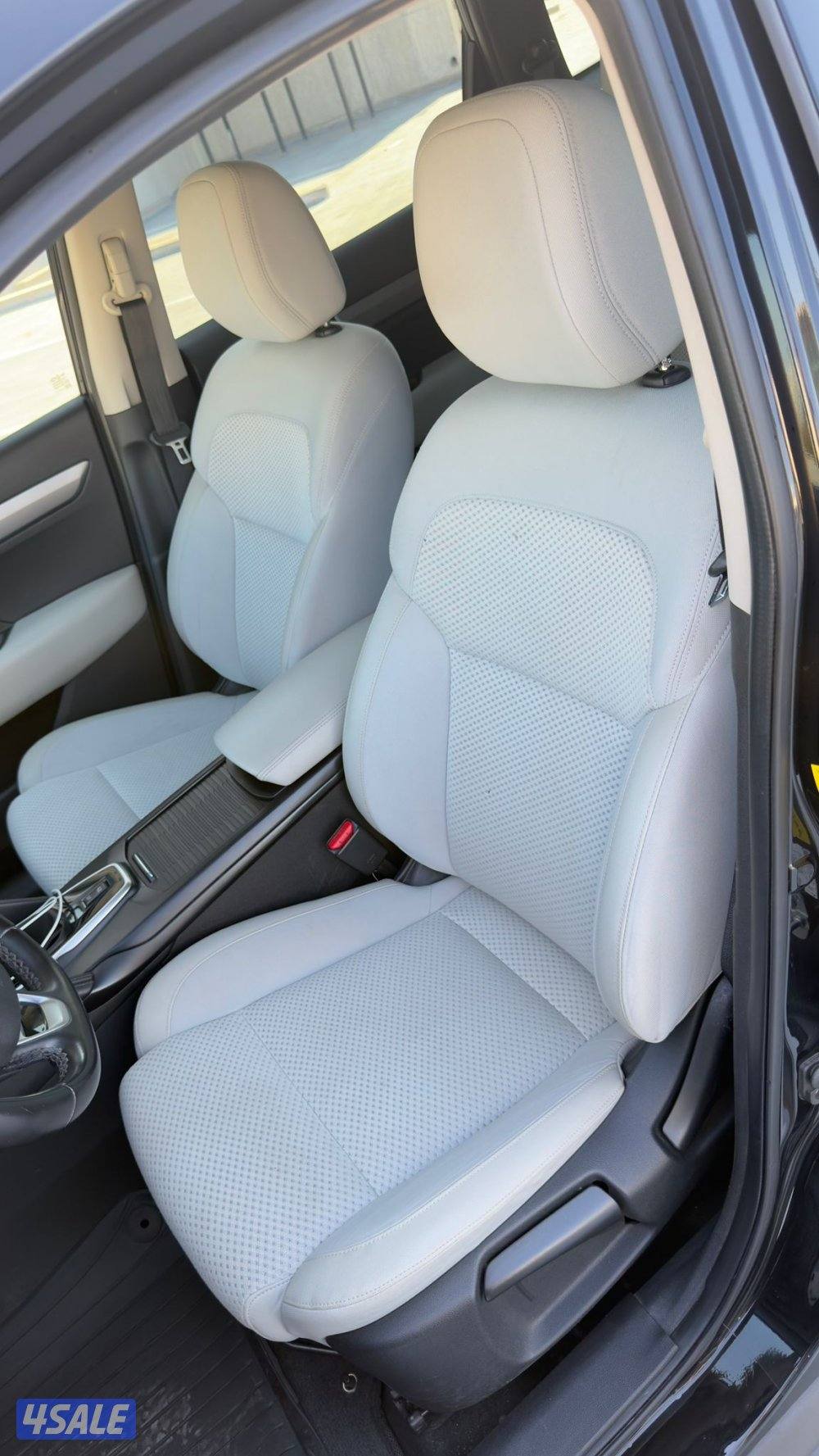 جيب رينو كوليوس 20214