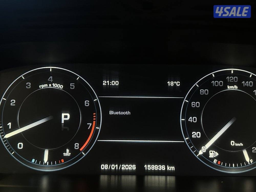 Land rover Vogue 2014 . Excellent condition2