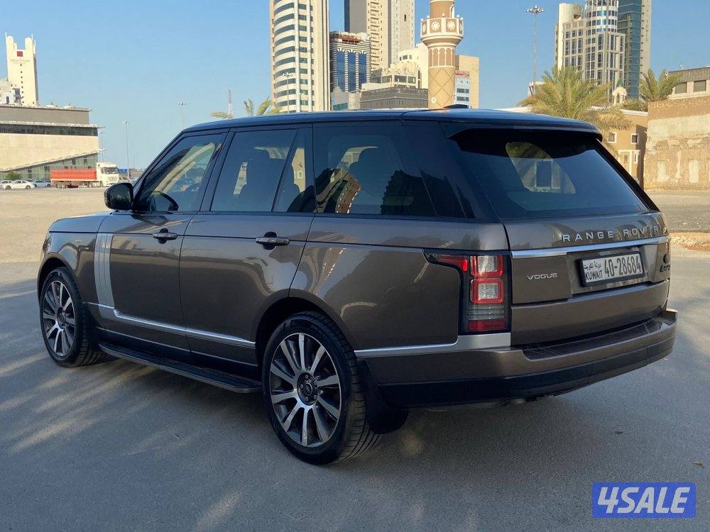 Land rover Vogue 2014 . Excellent condition11