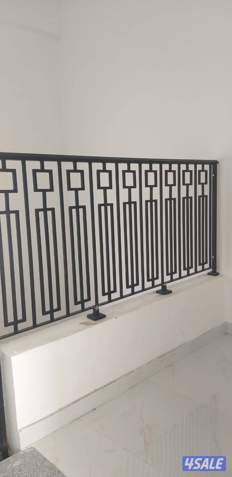 حدادة عامة
ابواب - درابزين شبابيك
در ابربن - سور شبك
مقاول / ديليب داس8