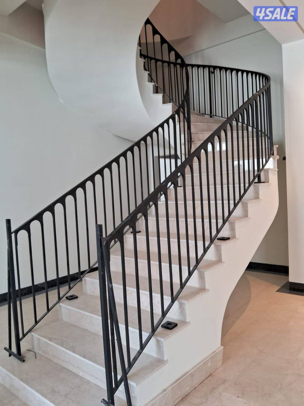 حدادة عامة
ابواب - درابزين شبابيك
در ابربن - سور شبك
مقاول / ديليب داس12