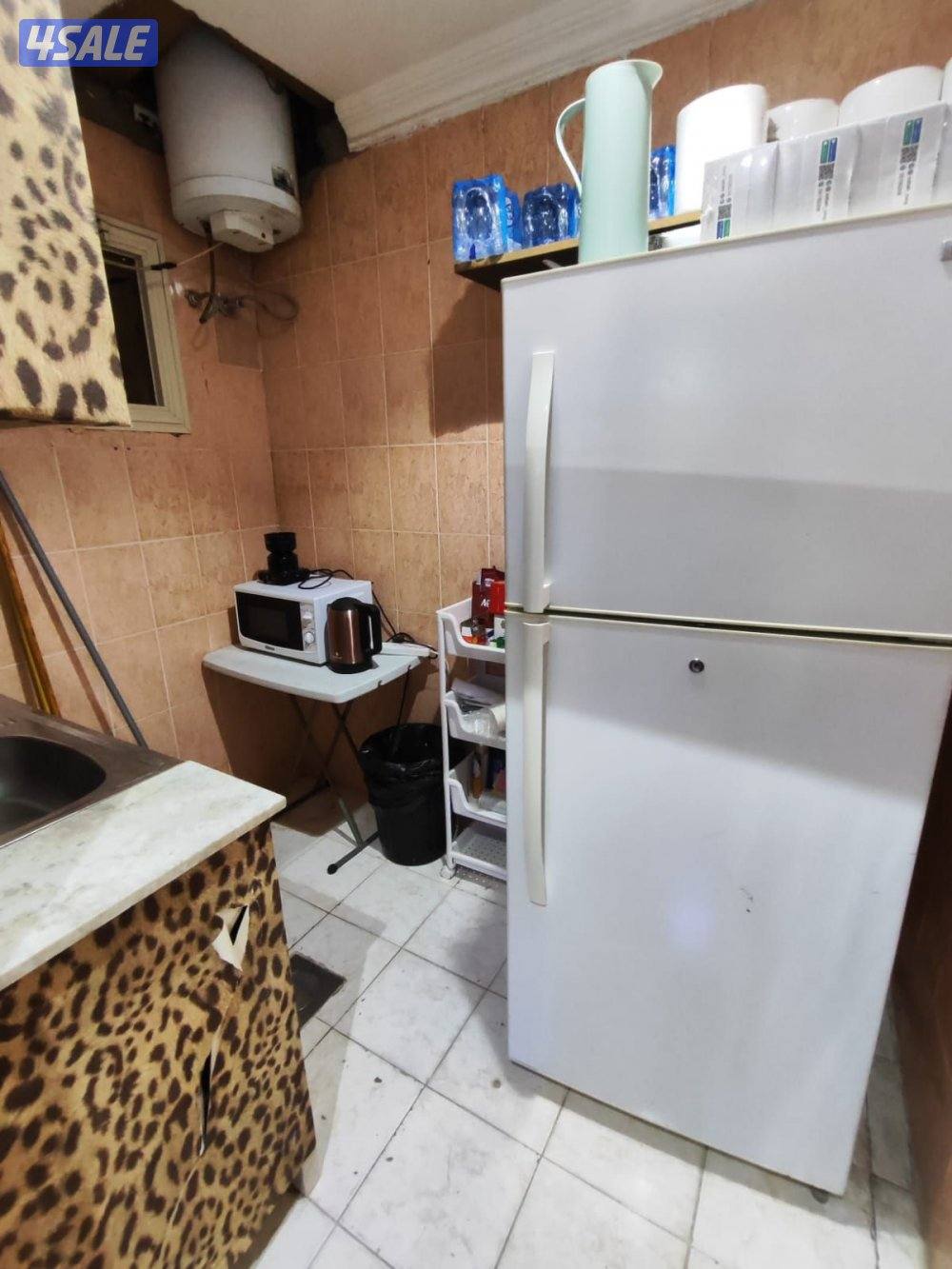 شقق للايجارحولي نفس الصور فاضي وخلو غرفه صاله حمام مطبخ باركن سيارات9