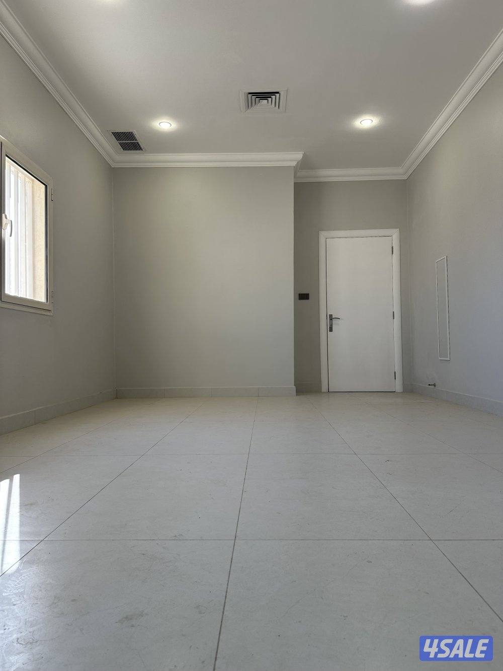 شقه الدعية المساحة ٧٥ متر0