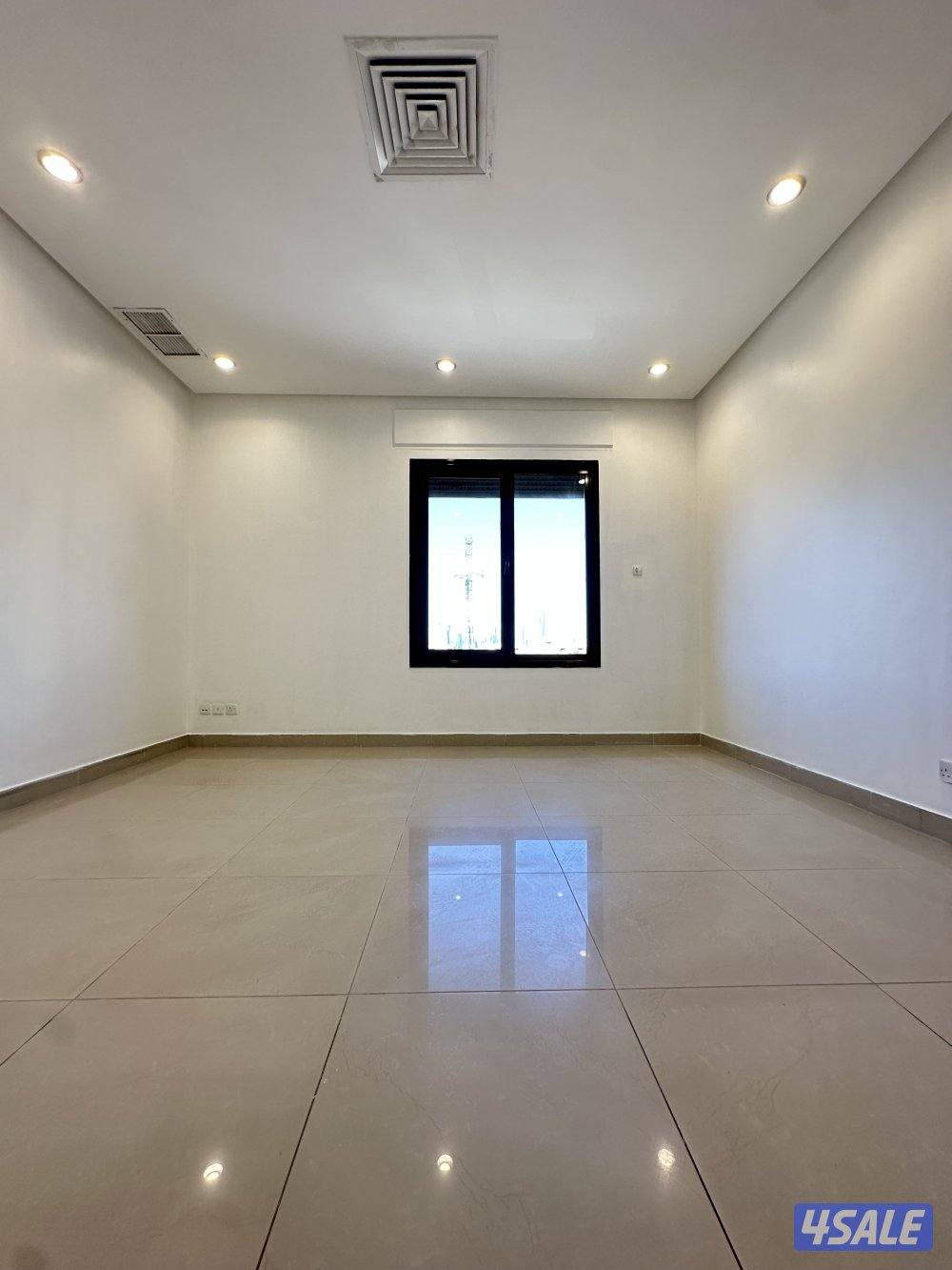 شقة للايجار بمنطقة الشعب الدور 2 السعر ٥٥٠ المساحة ١٤٠ متر3