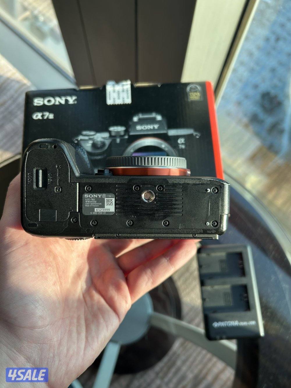 Sony A7iii in perfect working condition4
