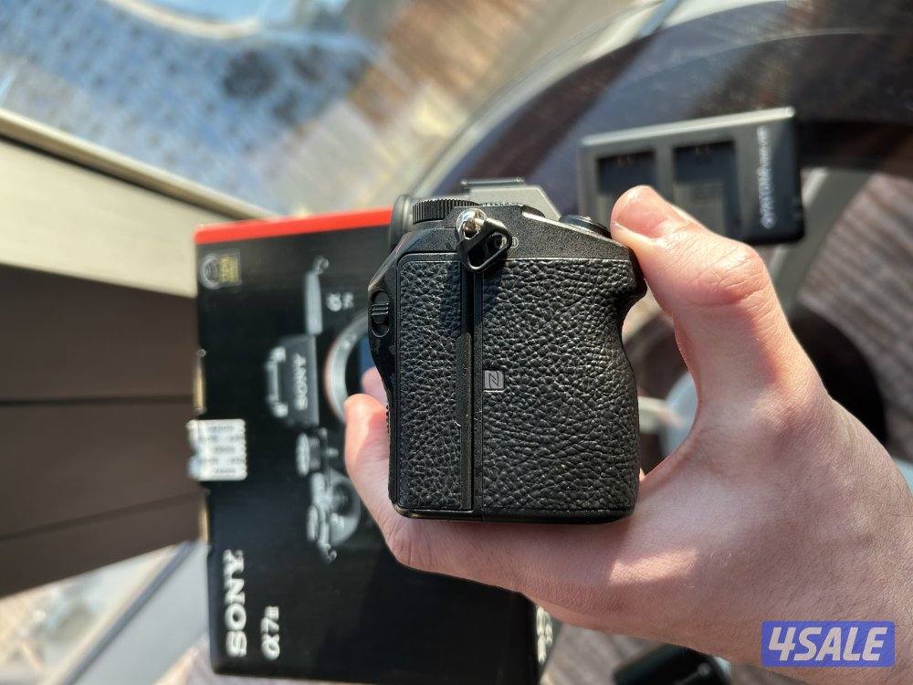 Sony A7iii in perfect working condition5