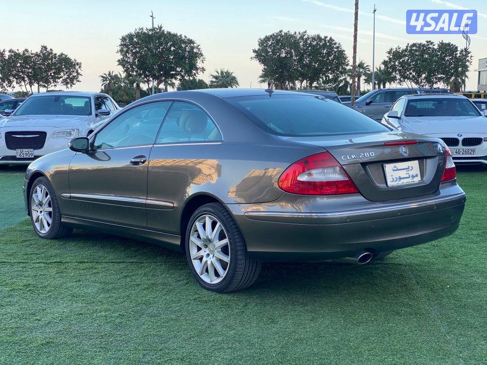 بيع🔺شراء🔺تثمين
للبيع مرسيدس CLK280 موديل 2008
العداد 189 الف3