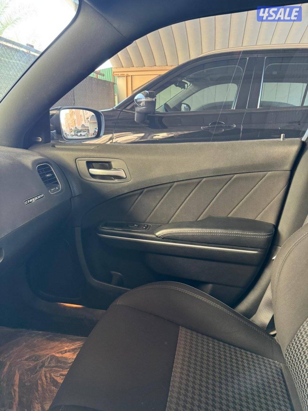 للبيع شارجر ٢٠٢١ RT 8 سلندر2