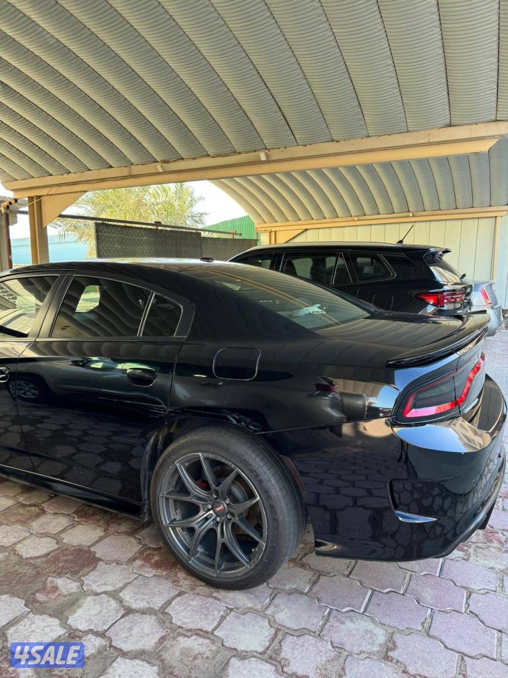 للبيع شارجر ٢٠٢١ RT 8 سلندر3