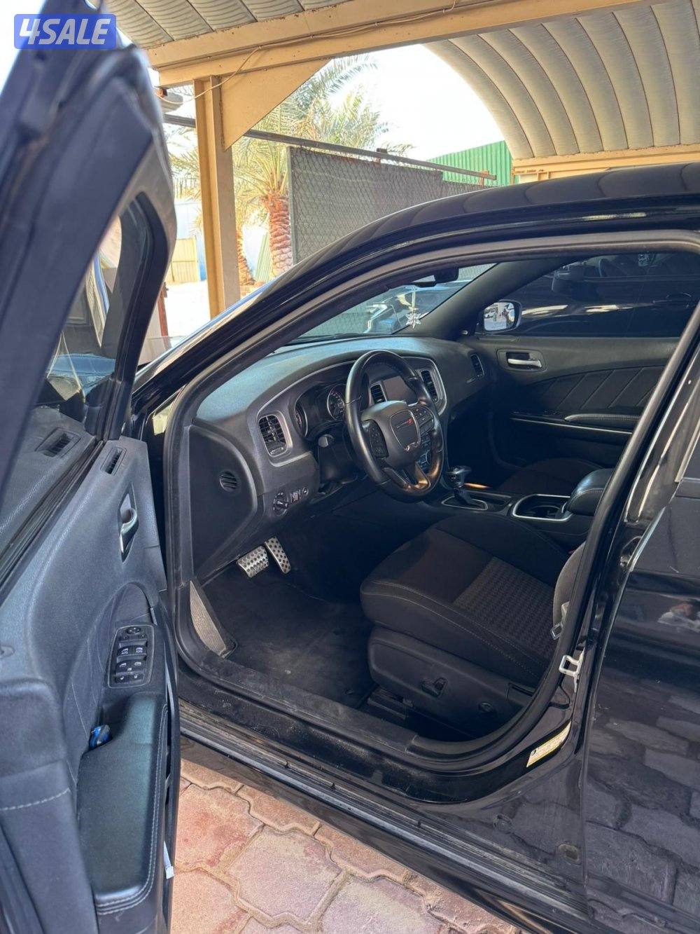 للبيع شارجر ٢٠٢١ RT 8 سلندر5