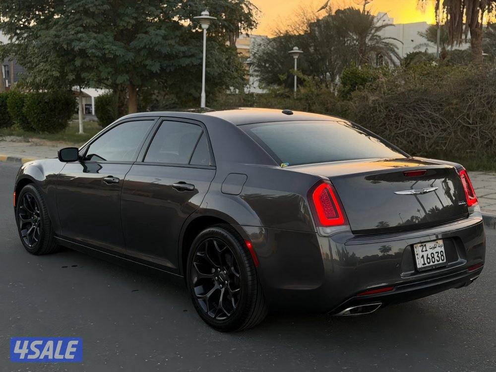 كرايزلر c300 صبغ الوكاله2