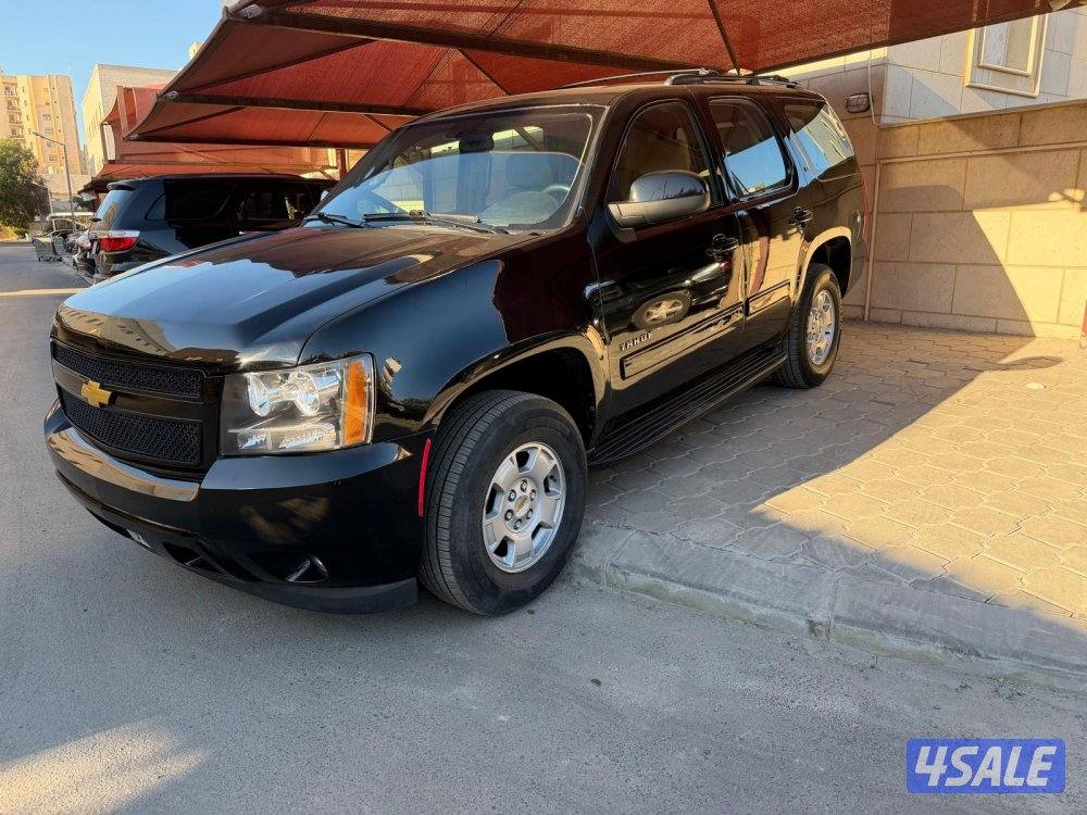 سلام عليكم للبيع شفر تاهو ٢٠١١ ال تي0