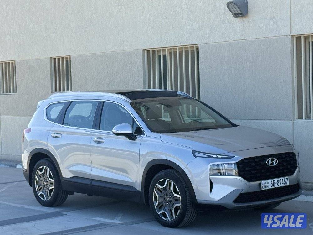 هيونداي سنتافي - موديل 2023 - عداد 62 - صبغ الوكاله - تحت الكفاله1