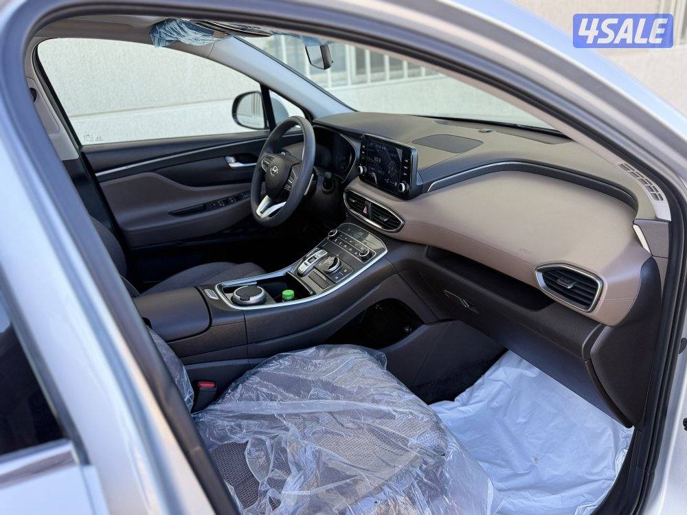 هيونداي سنتافي - موديل 2023 - عداد 62 - صبغ الوكاله - تحت الكفاله7