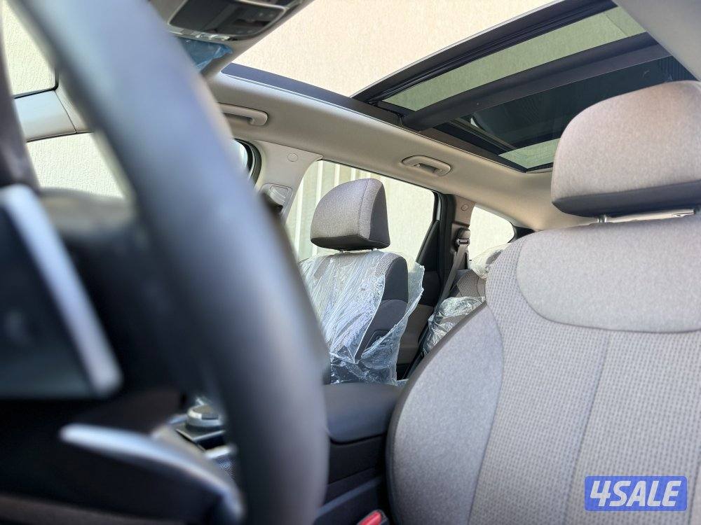 هيونداي سنتافي - موديل 2023 - عداد 62 - صبغ الوكاله - تحت الكفاله9