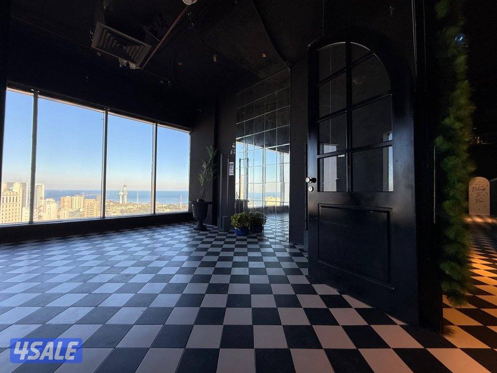 متوفر دور تجاري في برج كتير راقي بموقع متميز بشرق  المساحه ١٥٦م0