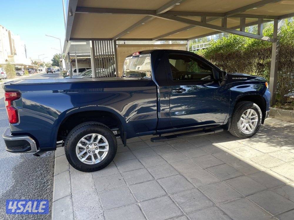 للبيع سلفرادوا ٢٠٢٣0