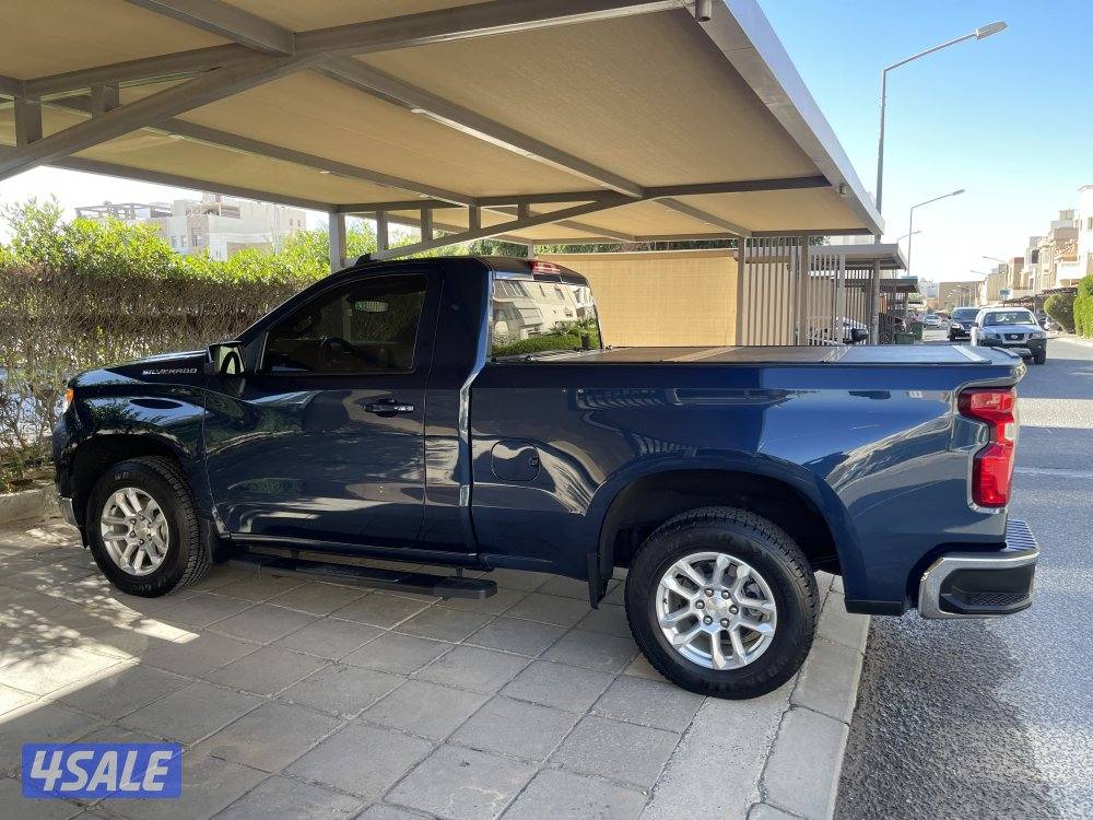 للبيع سلفرادوا ٢٠٢٣1