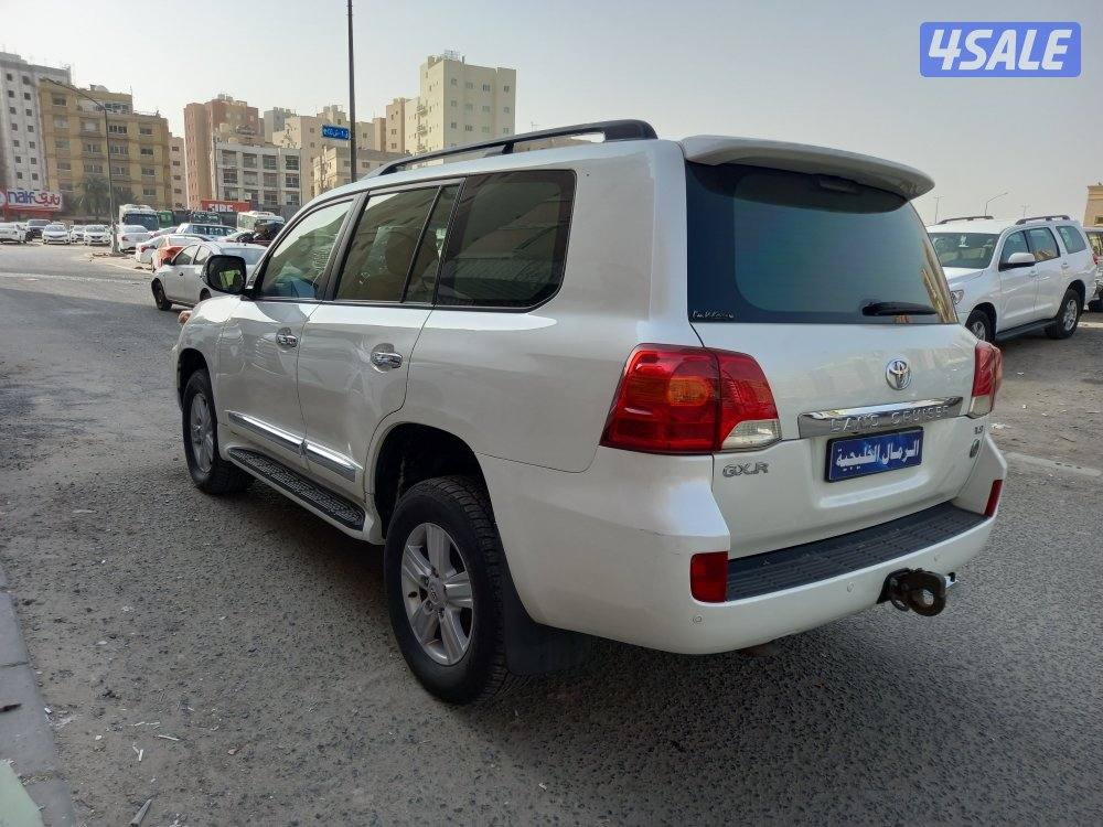 لاندكروزر ٢٠١٣3