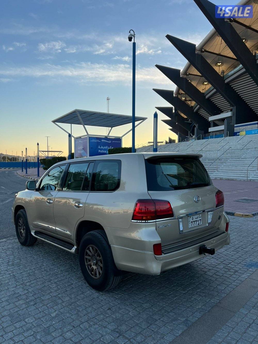 لكزس الساير درجه اوله 20085