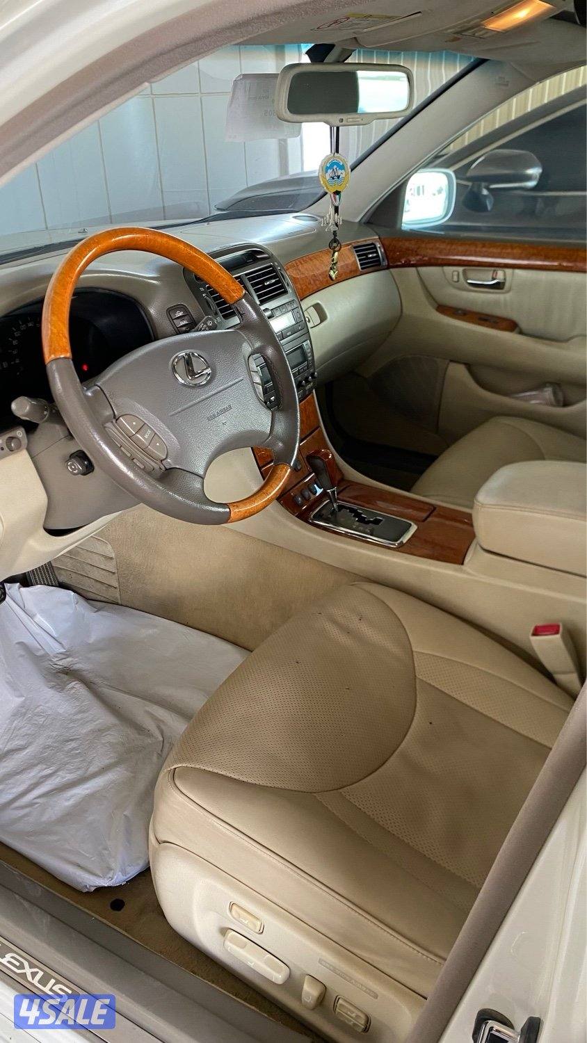 LEXUS LS4305