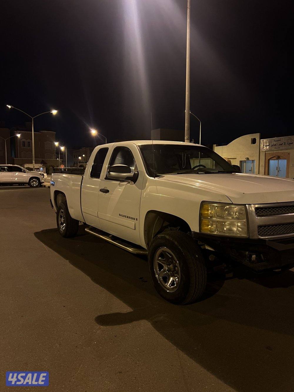 للبيع سلفرادو 20081