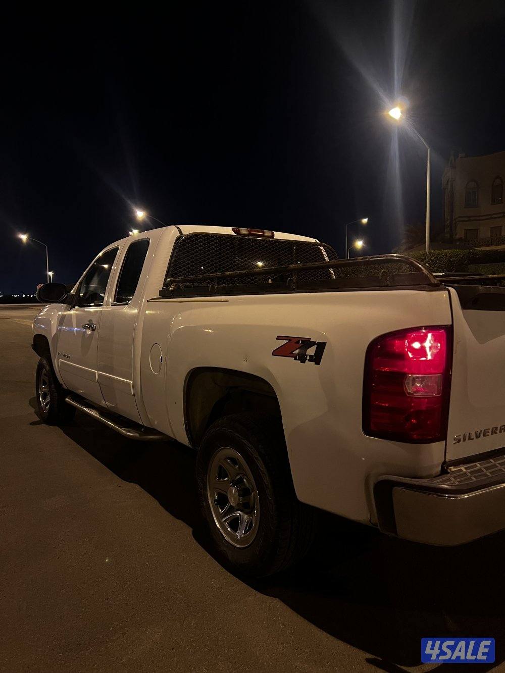 للبيع سلفرادو 20084