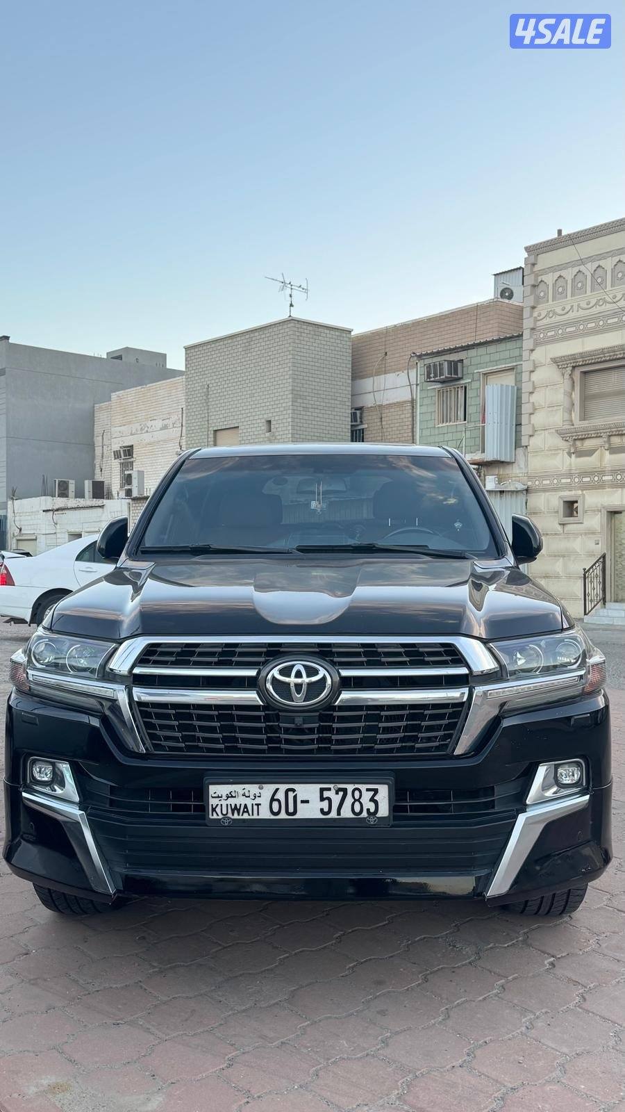 لاند كروزر GXR قراند تورنق سقنتشر 20213