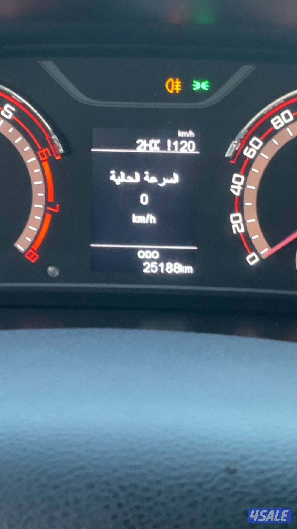 للبيع وانيت ماكسوس دبل قير2