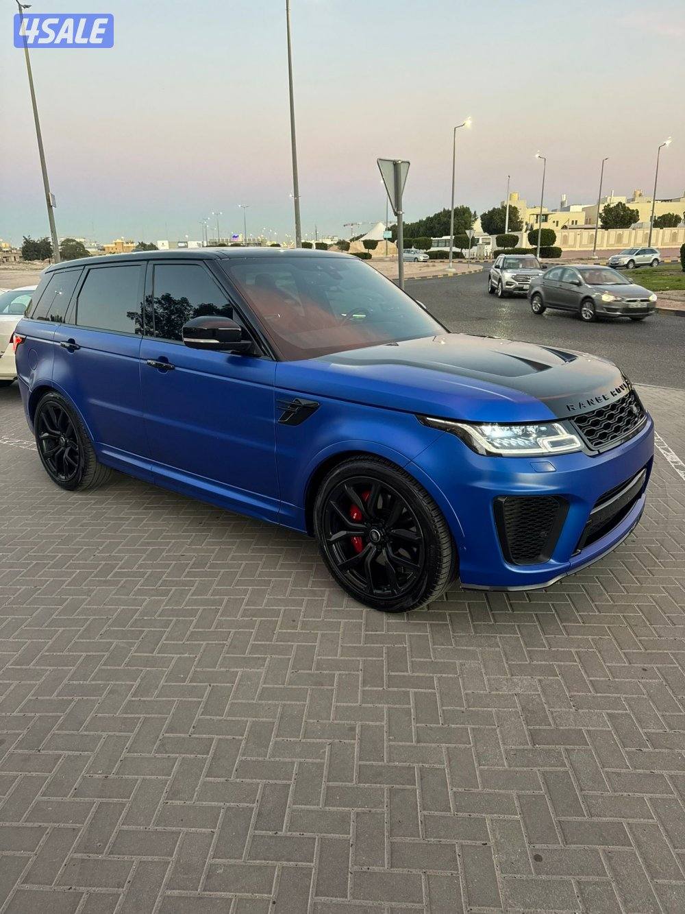 للبيع رنج روفر Svr شرط الفحص بالكامل3