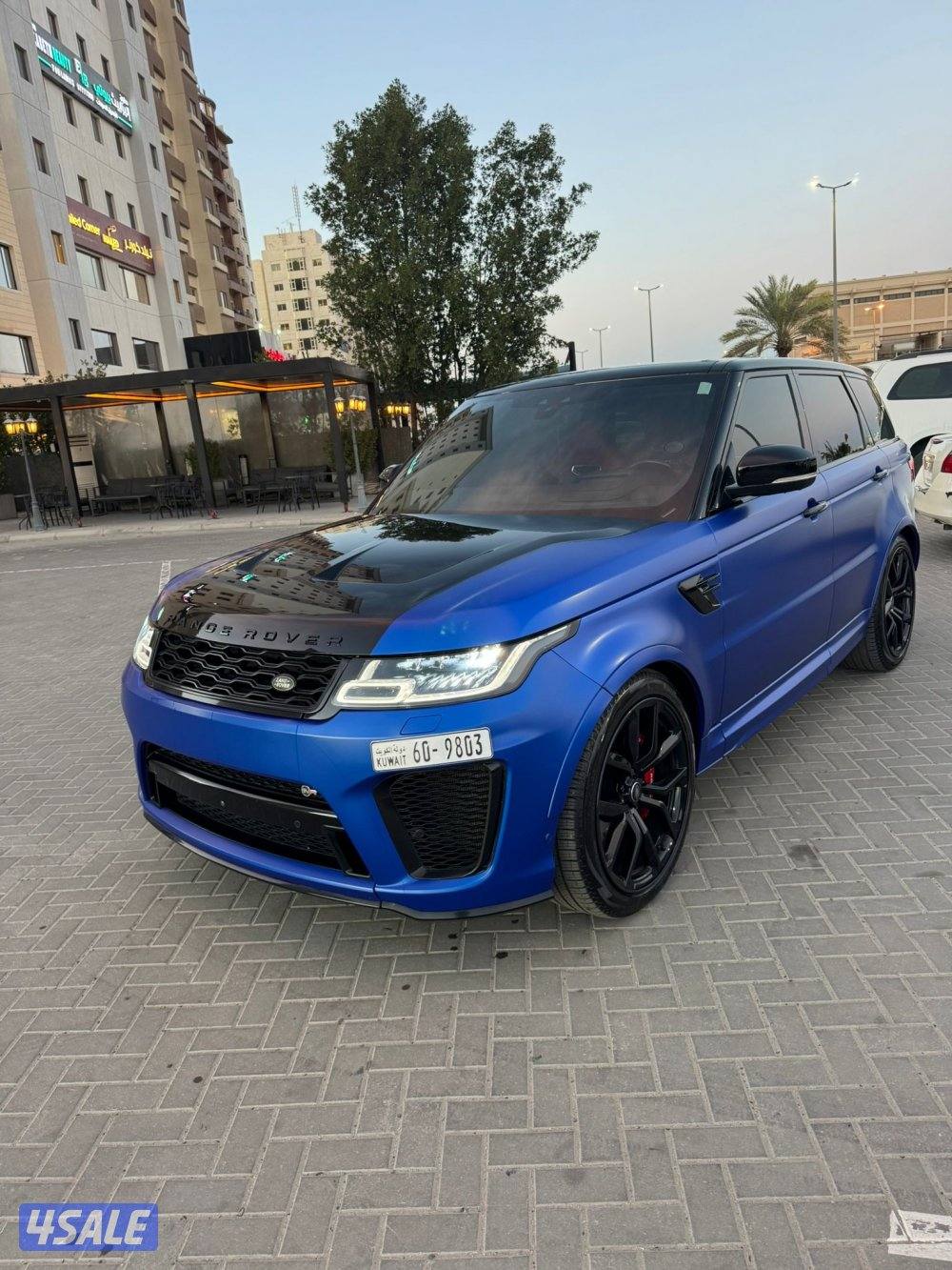 للبيع رنج روفر Svr شرط الفحص بالكامل4