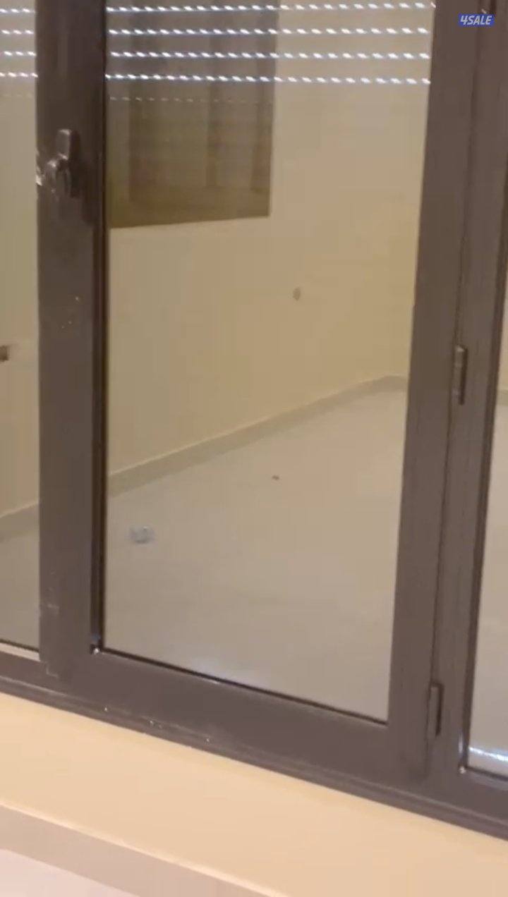 للايجار ب المطلاع n114