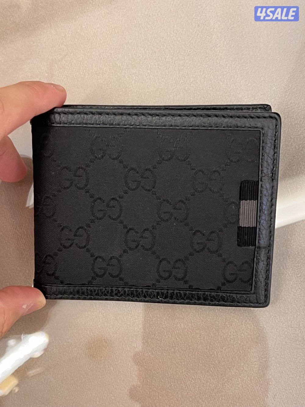 Gently Used Black Original Gucci wallet0