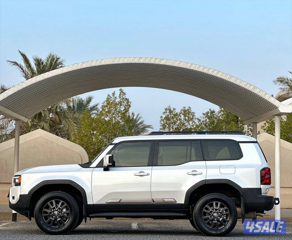 معرض القمة🚩3