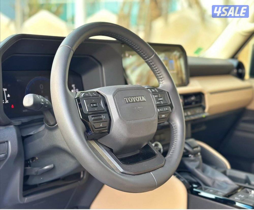 معرض القمة🚩8