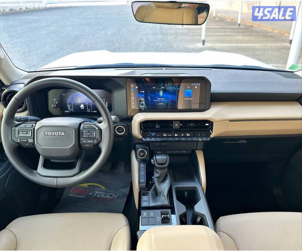 معرض القمة🚩12