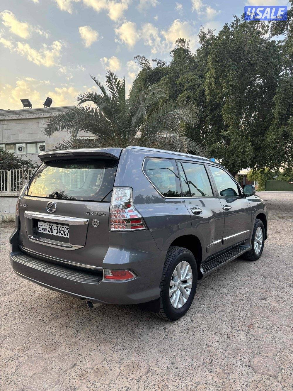 جيب لكزس موديل 20181