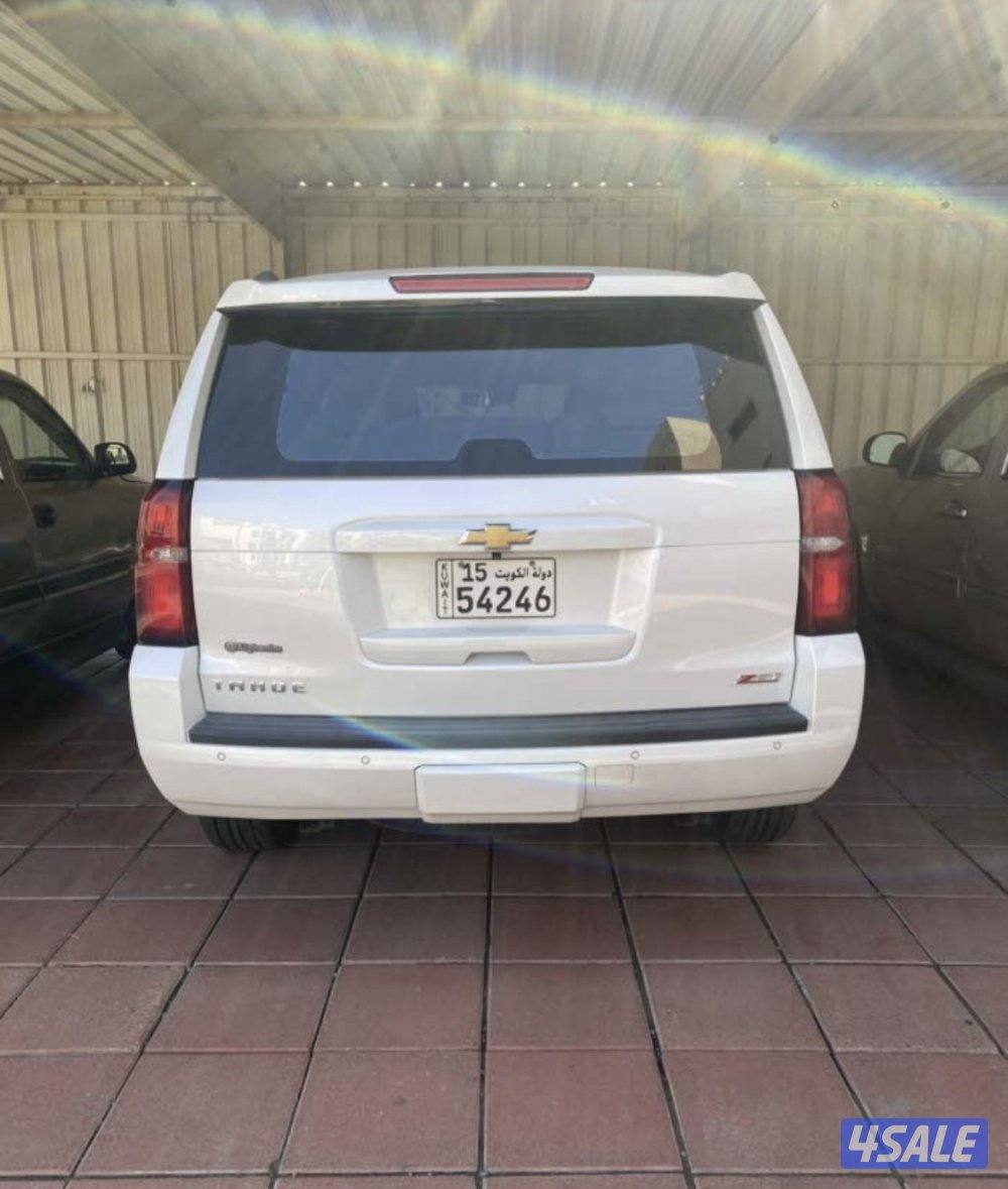 عبدالله المبارك قطعه 6 شارع 605 منزل440