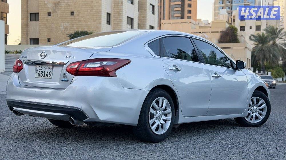 نيسان التيما  // 2017  //2