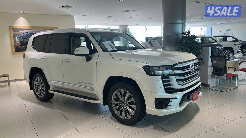 لاند كروزر ايرو إس توين تيربو لون صدفي ابيضّ داخلي بيج أصفار من الوكاله2